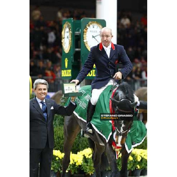 Michael Whitaker on Insultech Amai winners of the Jumping Verona - Rolex Fei World Cup tm 2009 with dott. Marini of Rolex Italia Verona, 8th nov. 2009 ph.Fieracavalli/Stefano Grasso