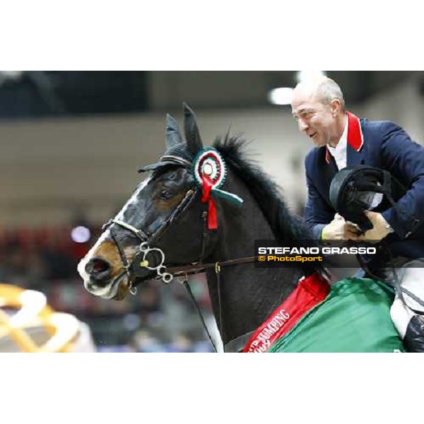 Michael Whitaker and Insultech Amai winners of the Jumping Verona - Rolex Fei World Cup tm 2009 Verona, 8th nov. 2009 ph.Fieracavalli/Stefano Grasso
