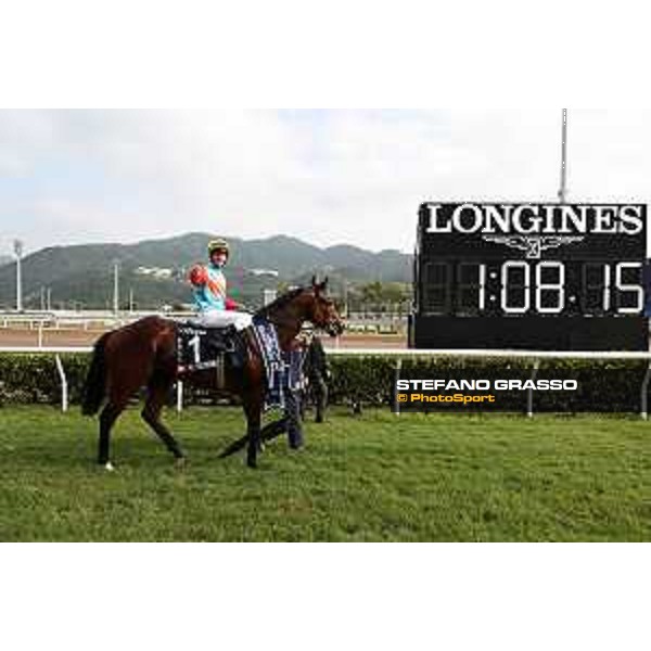 LHKIR 2024 of Hong Kong - - Hong Kong, Sha Tin racecourse - 8 December 2024 - ph.Stefano Grasso/Longines Zac Purton on Ka Ying Rising wins the Longines Hong Kong Sprint