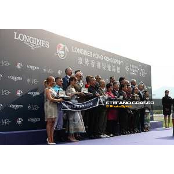 LHKIR 2024 of Hong Kong - - Hong Kong, Sha Tin racecourse - 8 December 2024 - ph.Stefano Grasso/Longines Zac Purton on Ka Ying Rising wins the Longines Hong Kong Sprint