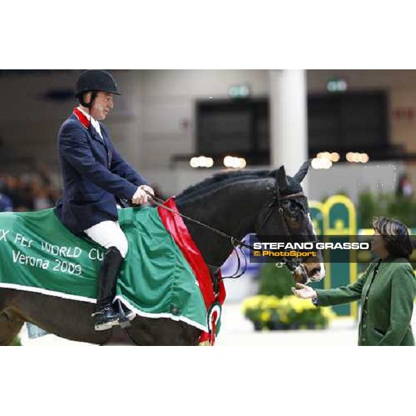 Eleonora Otttaviani congratulates with Michael Whitaker winner on Insul Tech Amai of the Jumping Verona - Rolex Fei World Cup tm 2009 Verona, 8th nov. 2009 ph.Fieracavalli/Stefano Grasso