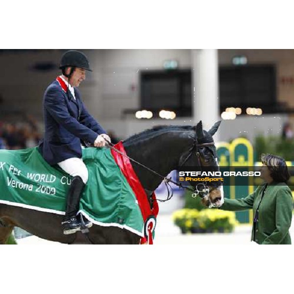 Eleonora Otttaviani congratulates with Michael Whitaker winner on Insul Tech Amai of the Jumping Verona - Rolex Fei World Cup tm 2009 Verona, 8th nov. 2009 ph.Fieracavalli/Stefano Grasso
