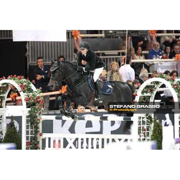 Cordon Pilar on Herald Jumping Verona - Rolex Fei World Cup tm 2009 Verona, 8th nov. 2009 ph. Fieracavalli/Stefano Grasso
