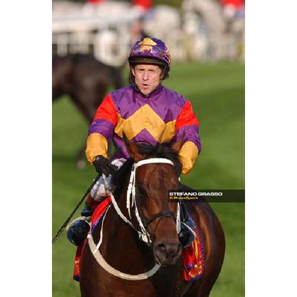 Lucky Owners -FCoetzee winner of The Hong Kong Mile Sha Tin 14-12-03 ph. Stefano Grasso
