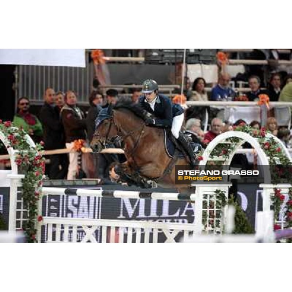 Julien Epaillard on Latina du Pitray Jumping Verona - Rolex Fei World Cup tm 2009 Verona, 8th nov. 2009 ph. Fieracavalli/Stefano Grasso