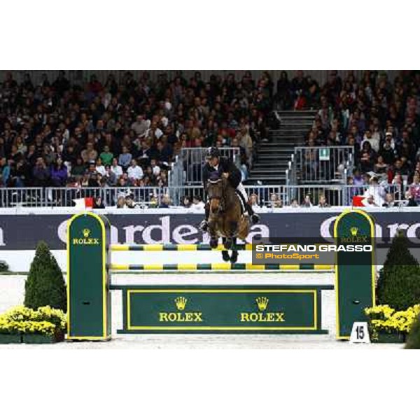 Giuseppe d\' Onofrio on Landzeu 2 Jumping Verona - Rolex Fei World Cup tm 2009 Verona, 8th nov. 2009 ph. Fieracavalli/Stefano Grasso