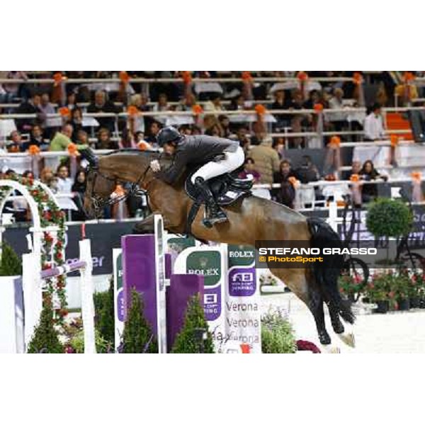 Piergiorgio Bucci on Kanebo Jumping Verona - Rolex Fei World Cup tm 2009 Verona, 8th nov. 2009 ph. Fieracavalli/Stefano Grasso