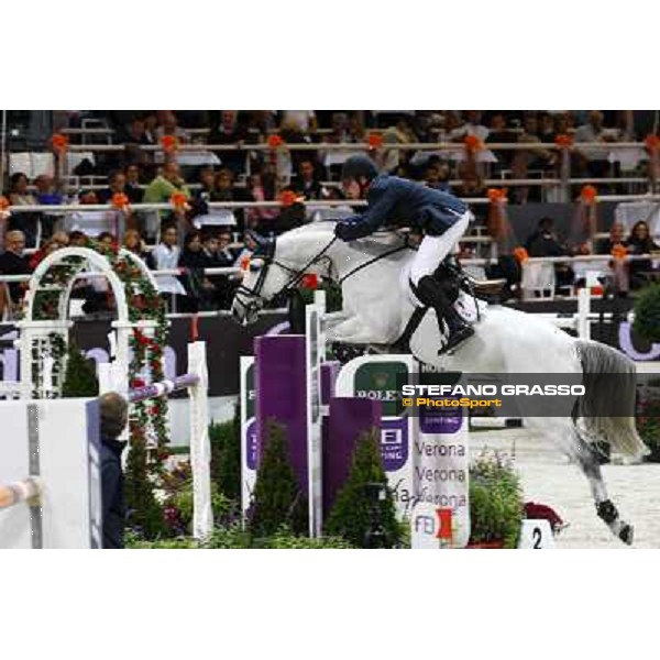 Albert Zoer on Uruguay Jumping Verona - Rolex Fei World Cup tm 2009 Verona, 8th nov. 2009 ph. Fieracavalli/Stefano Grasso
