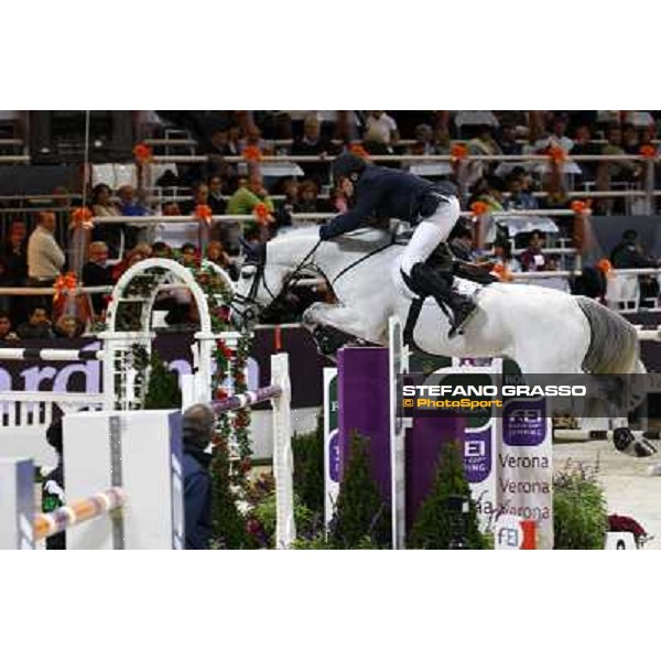 Albert Zoer on Uruguay Jumping Verona - Rolex Fei World Cup tm 2009 Verona, 8th nov. 2009 ph. Fieracavalli/Stefano Grasso