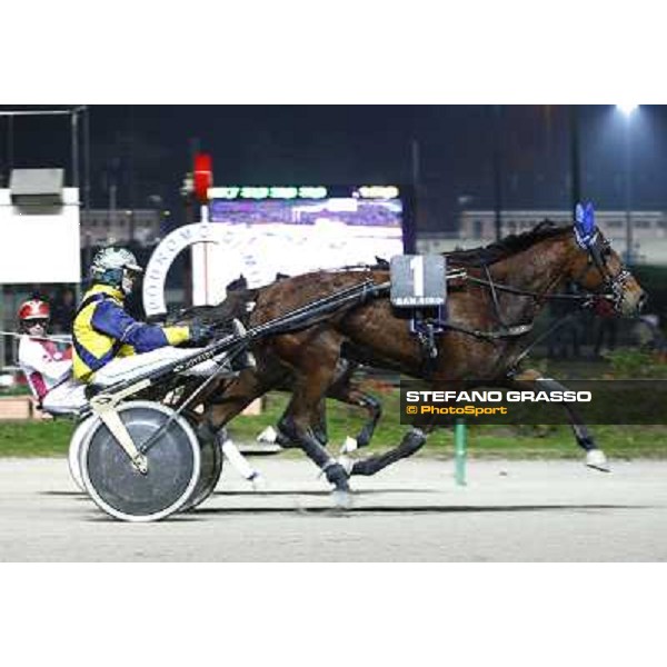 Andrea Guzzinati with Nieves Vl wins the Gran Criterium \'Memorial Piero Biondi\' Milan San Siro, 15th nov. 2009 ph. Stefano Grasso