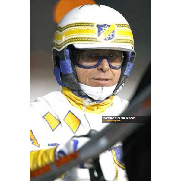 Roberto Andreghetti prepares to start at the Gran Criterium \'Memorial Piero Biondi\' Milan San Siro, 15th nov. 2009 ph. Stefano Grasso