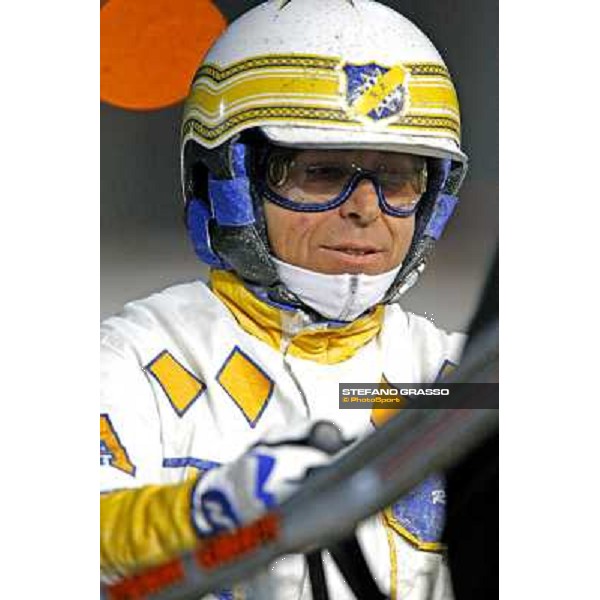 Roberto Andreghetti prepares to start at the Gran Criterium \'Memorial Piero Biondi\' Milan San Siro, 15th nov. 2009 ph. Stefano Grasso