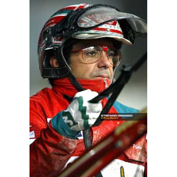 Pietro Gubellini prepares to start at the Gran Criterium \'Memorial Piero Biondi\' Milan San Siro, 15th nov. 2009 ph. Stefano Grasso