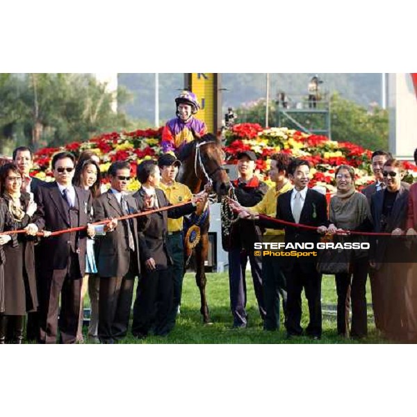 price ceremony of The Hong Kong Mile Sha tin 14-12-03 ph. Stefano Grasso