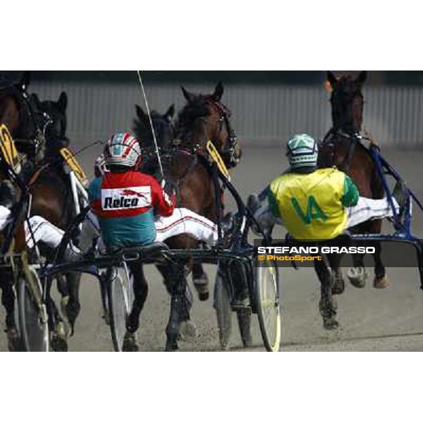 Pietro Gubeliini with Nagasaki Jet during the Gran Criterium \'filly\' Milan San Siro, 15th nov. 2009 ph. Stefano Grasso