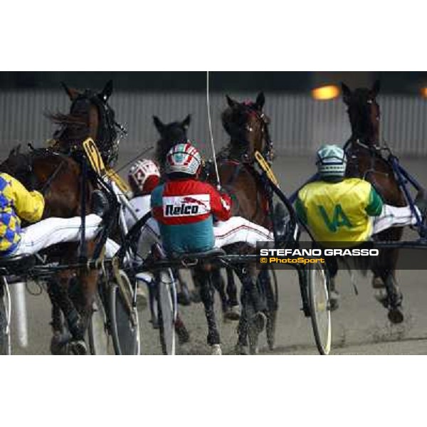 racing at San Siro Milan San Siro, 15th nov. 2009 ph. Stefano Grasso