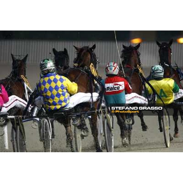 racing at San Siro Milan San Siro, 15th nov. 2009 ph. Stefano Grasso