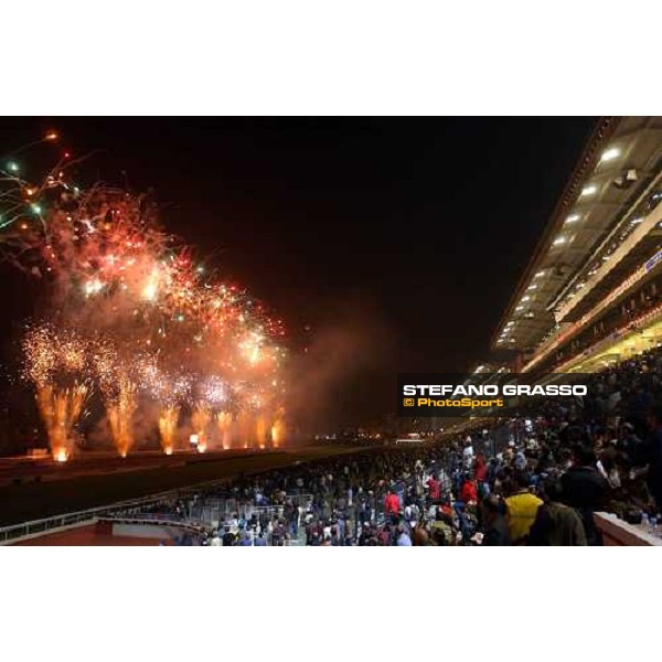 fire works at Sha Tin Race track Hong Kong 14-12-03 ph. Stefano Grasso