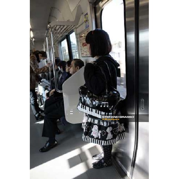 on the train going to Kamakura Kamakura - Kanagawa, 28th nov. 2009 ph. Stefano Grasso