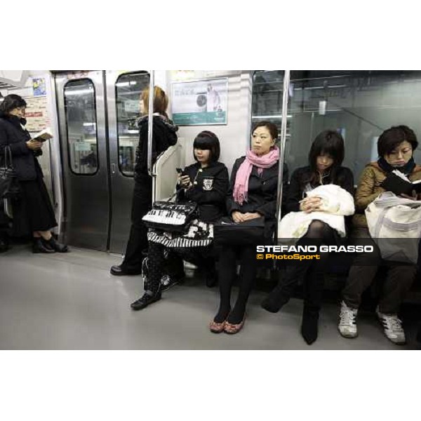 on the train going to Kamakura Kamakura - Kanagawa, 28th nov. 2009 ph. Stefano Grasso