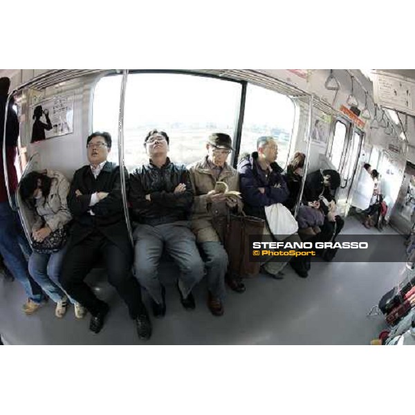 on the train going to Kamakura Kamakura - Kanagawa, 28th nov. 2009 ph. Stefano Grasso