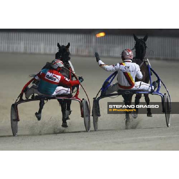 Roberto Vecchione with Island Effe receives the congratulations from Pietro Gubellini with Le Touquet after winning the Final of the Gran Premio Mario Locatelli Milan San Siro, 24th january 2010 ph. Stefano Grasso