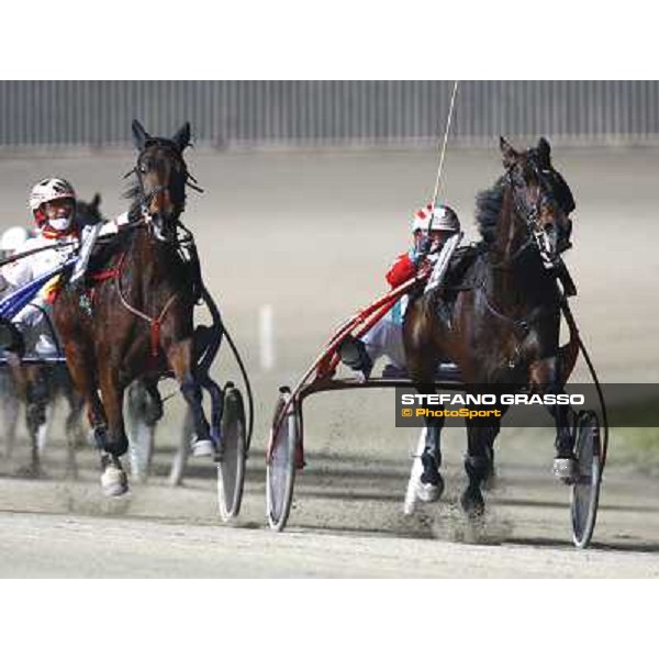 Roberto Vecchione with Island Effe and Pietro Gubellini with Le Touquet flying toward the line of the Final of the Gran Premio Mario Locatelli Milan San Siro, 24th january 2010 ph. Stefano Grasso