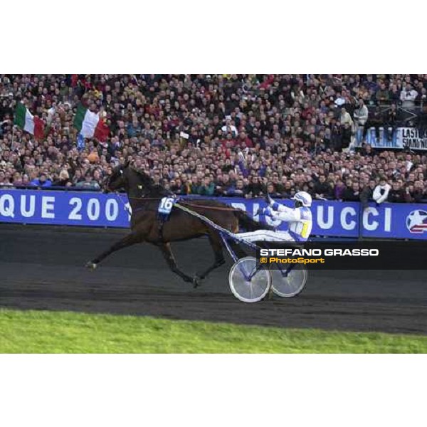 Varenne wins the Grand Prix d\' Amerique 2001 Paris Vincennes, 28th january 2001 ph. Stefano Grasso