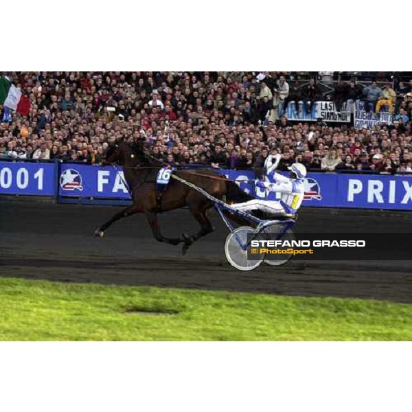 Varenne wins the Grand Prix d\' Amerique 2001 Paris Vincennes, 28th january 2001 ph. Stefano Grasso