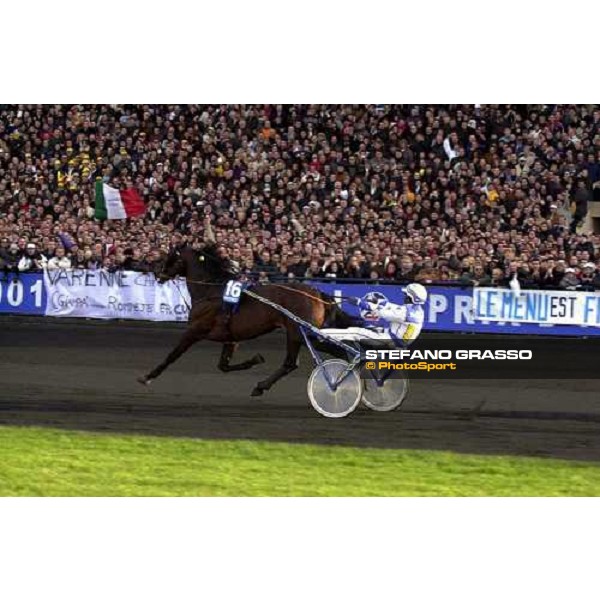 Varenne wins the Grand Prix d\' Amerique 2001 Paris Vincennes, 28th january 2001 ph. Stefano Grasso