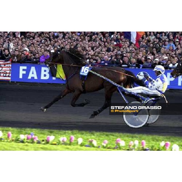 Varenne wins the Grand Prix d\' Amerique 2001 Paris Vincennes, 28th january 2001 ph. Stefano Grasso