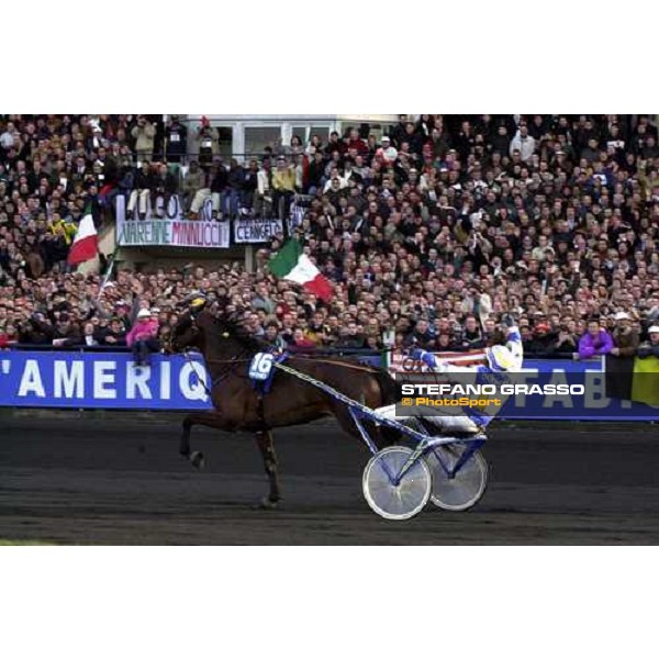 Varenne wins the Grand Prix d\' Amerique 2001 Paris Vincennes, 28th january 2001 ph. Stefano Grasso