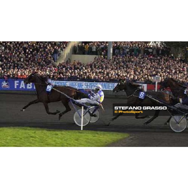 Varenne wins the Grand Prix d\' Amerique 2001 Paris Vincennes, 28th january 2001 ph. Stefano Grasso