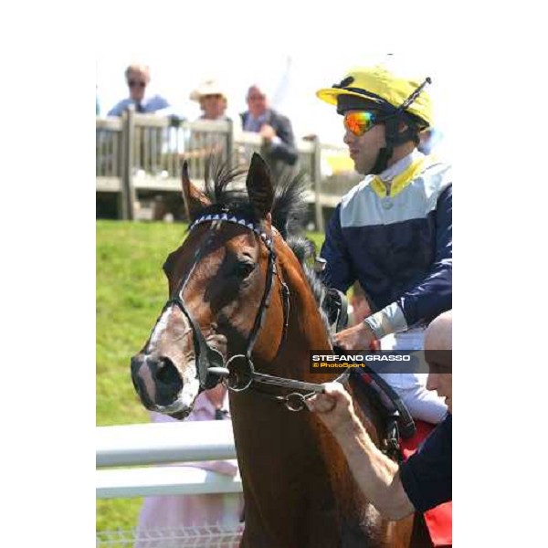 Darryl Holland and Le Vie dei Colori go the start of The Cantor Odds Sussex Stakes Glorious Goodwood 28 th july 2004 ph. Stefano Grasso