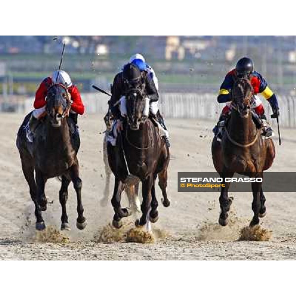 Umberto Rispoli with Marblack wins the Premio Windsor beating Suzhi and Lateste Seul Rome, 7th february 2010 ph. Stefano Grasso