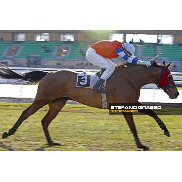 Raffaele Romano on Don de Matha goes to win the Premio Bagni di Petriolo Roma, 7th february 2010 ph. Stefano Grasso