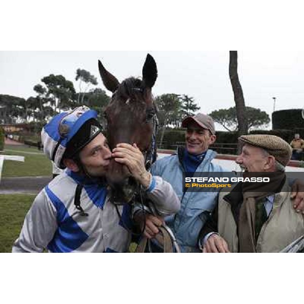 Dirk Fuhrmann, Frammassone and Franco Contu after winning the 60.a Gran Corsa Siepi di Roma Roma, 14th february 2010 ph. Stefano Grasso