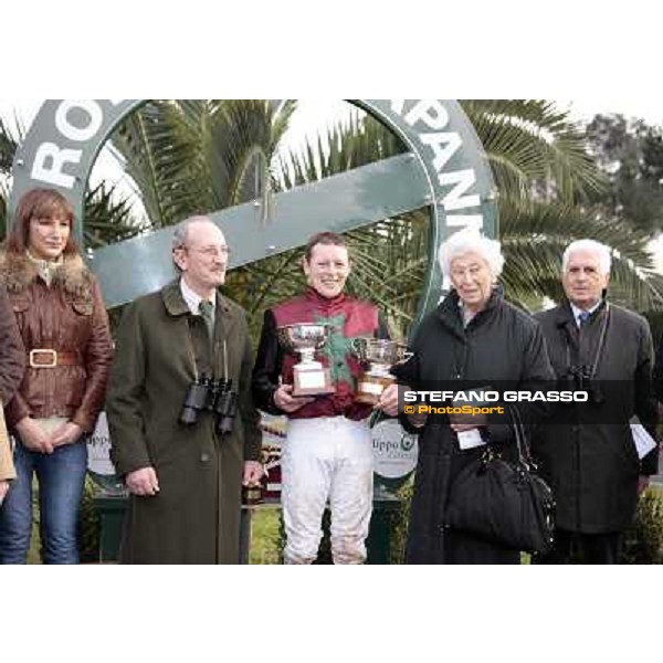 Paul A. Johnson receives the cup from Maria Sole Agnelli after winning the 121¡ Grande Steeple Chase di Romna - Mem. Gen. Mario Argenton Rome, 14th february 2010 ph. Stefano Grasso