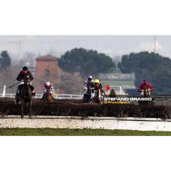 Paul A. Johnson and St Petersbourg go to win the 121¡ Grande Steeple Chase di Romna - Mem. Gen. Mario Argenton Rome, 14th february 2010 ph. Stefano Grasso