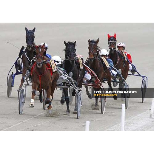 Enrico Bellei with Mario Tommaseo leads the group during the Premio Leola Hanover Milan San Siro, 27th february 2010 ph. Stefano Grasso