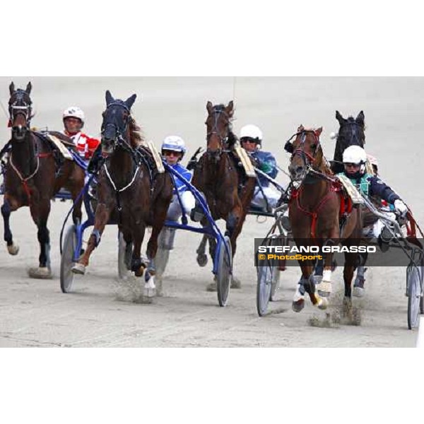 Jorma Kontio with Megan Grif goes to win the Premio Leola Hanover followed by Mario Tommaseo Milan San Siro, 27th february 2010 ph. Stefano Grasso