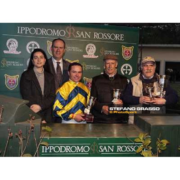 prize giving ceremony for the winning connection of the Premio Gran Corsa Siepi di Pisa Pisa San Rossore, 21st march 2010 ph. Stefano Grasso