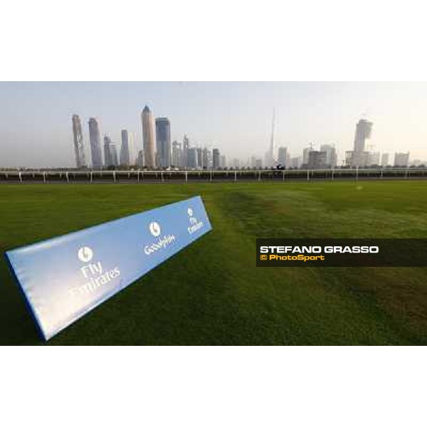 morning track works at Al Quoz and Dubai Skyline Dubai - Al Quoz, 24th march 2010 ph. Stefano Grasso
