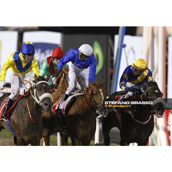 immediately after the finish line of the Dubai World Cup - Tiago Pereira on Gloria de Campeao winner, Kevin Shea on Lizard\'s Desire and Ahmad Ajtebi on Allibar Dubai - Meydan, 26th march 2010 ph. Stefano Grasso