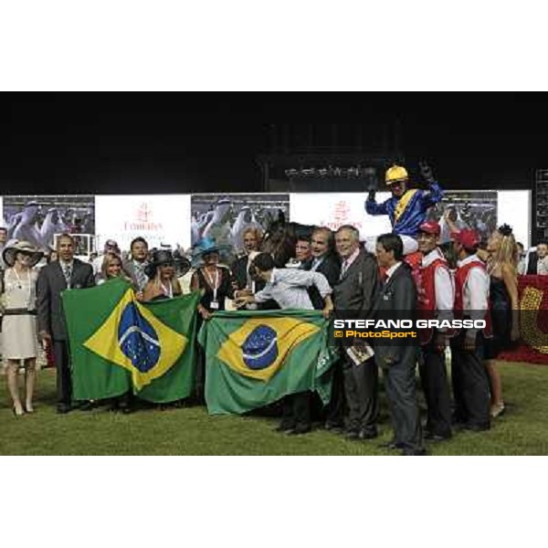 the prize giving of the Dubai World Cup won by Tiago Pereira on Gloria de Campeao Dubai - Meydan, 26th march 2010 ph. Stefano Grasso
