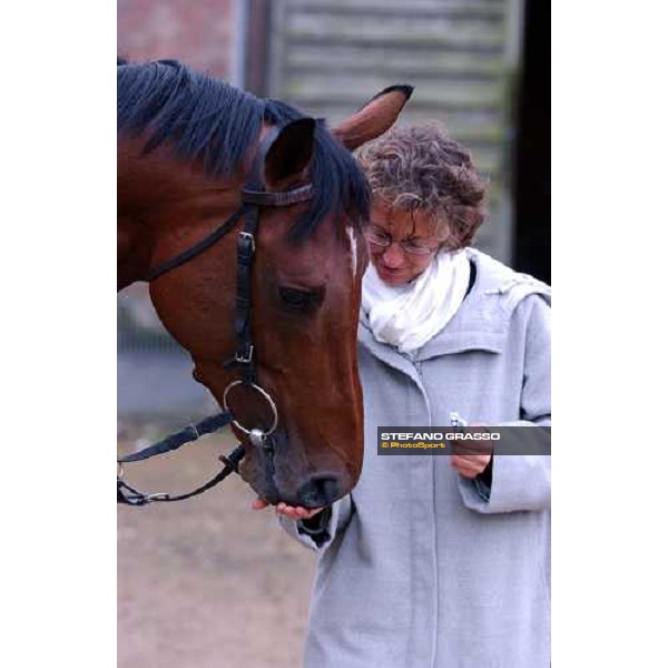 Newmarket 100104 Francesca Salice with Falbrav at Bedford House ph. Stefano Grasso