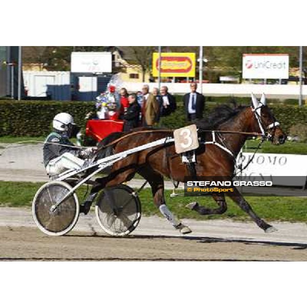 Nakitast and Enrico Bellei on the post of the Gran Premio Italia Bologna - Arcoveggio racetrack, 5th april 2010 ph. Stefano Grasso