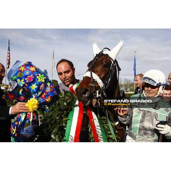 prize giving ceremony for Nakitast and Enrico Bellei winners of the Gran Premio Italia Bologna - Arcoveggio racetrack, 5th april 2010 ph. Stefano Grasso