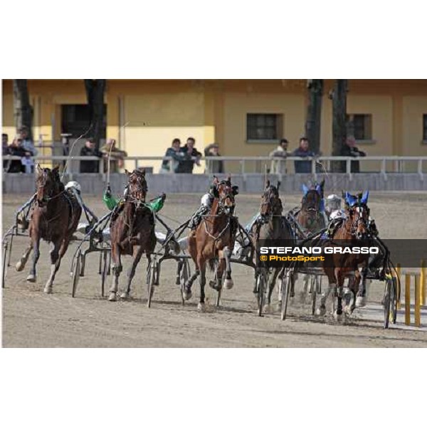 Francesco Facci with Nieves Vl enter the last straight and goes to win the Gran Premio Italia Filly Bologna - Arcoveggio racetrack, 5th april 2010 ph. Stefano Grasso