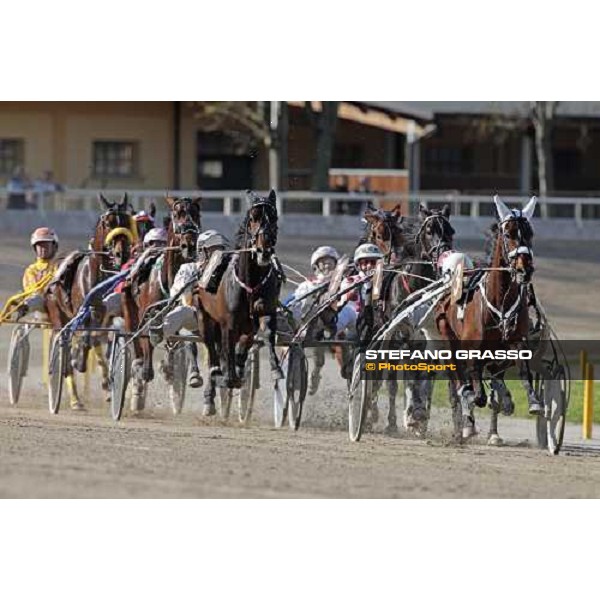 Enrico Bellei and Nakitast leads the group during the Gran Premio Italia Bologna - Arcoveggio racetrack, 5th april 2010 ph. Stefano Grasso